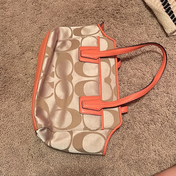 Authentic Coach purse - Picture 2 of 3